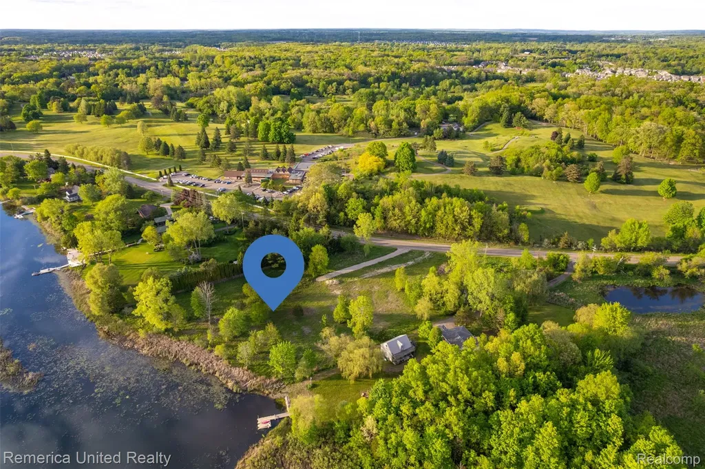 Vl Lots 17 And 18 Golf Club Oceola Township MI 48843