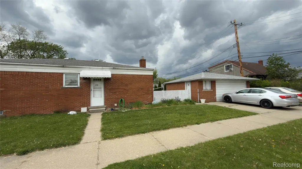 24104 Hass Street Dearborn Heights City MI 48127