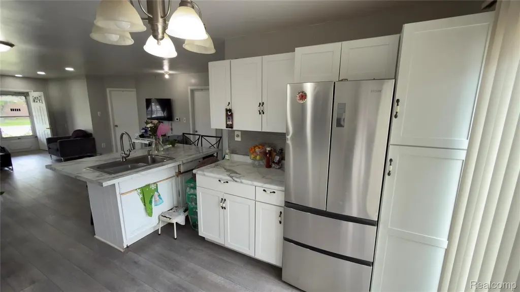 24104 Hass Street Dearborn Heights City MI 48127