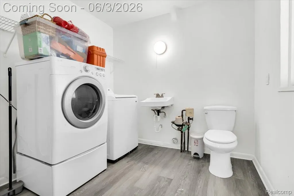 2491 Crystal Drive Ann Arbor City MI 48108