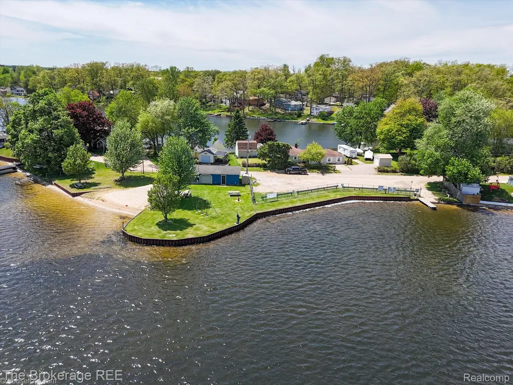293 Hickory Place Drive Deerfield Township MI 48421