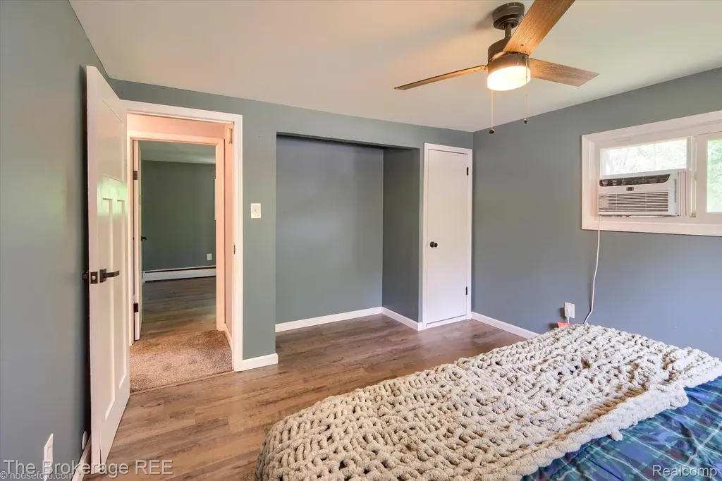 293 Hickory Place Drive Deerfield Township MI 48421