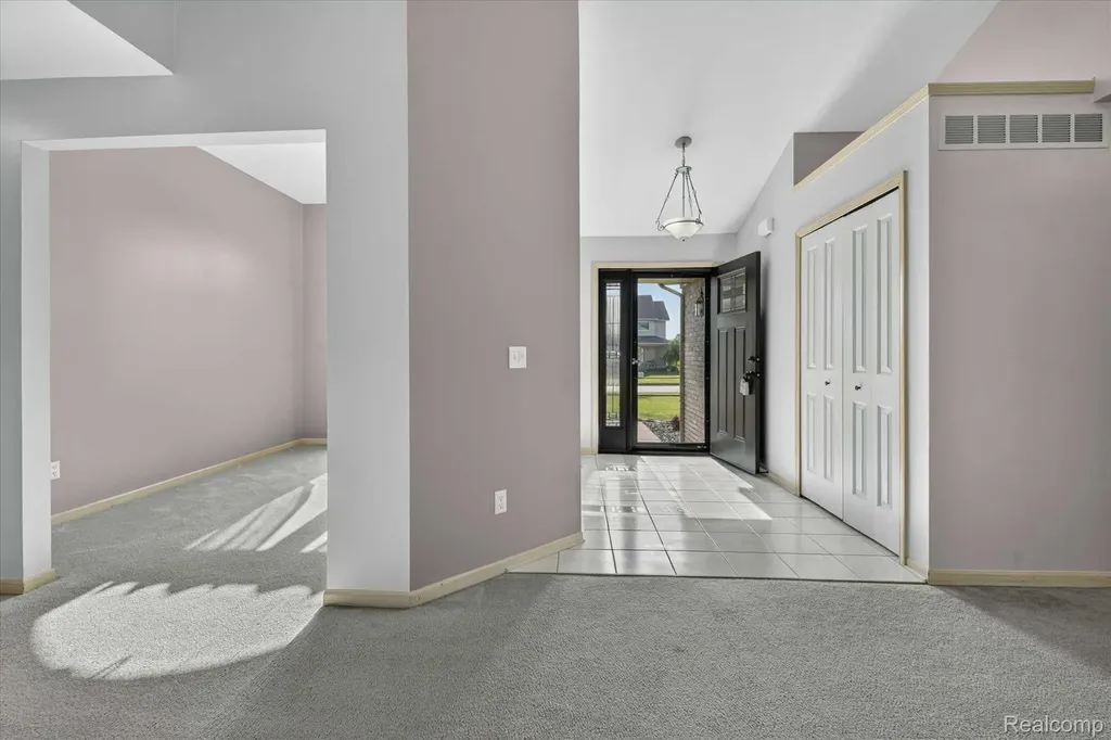 53293 Spurry Lane Chesterfield Township MI 48051