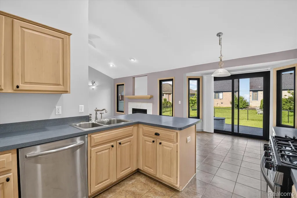 53293 Spurry Lane Chesterfield Township MI 48051