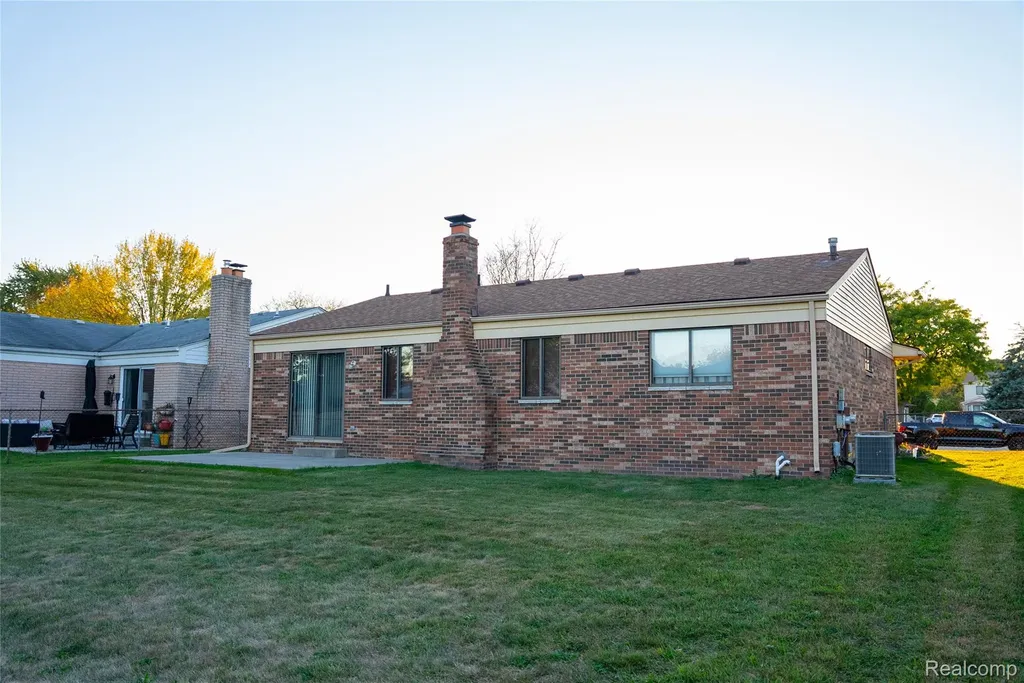39198 Faith Drive Sterling Heights City MI 48310