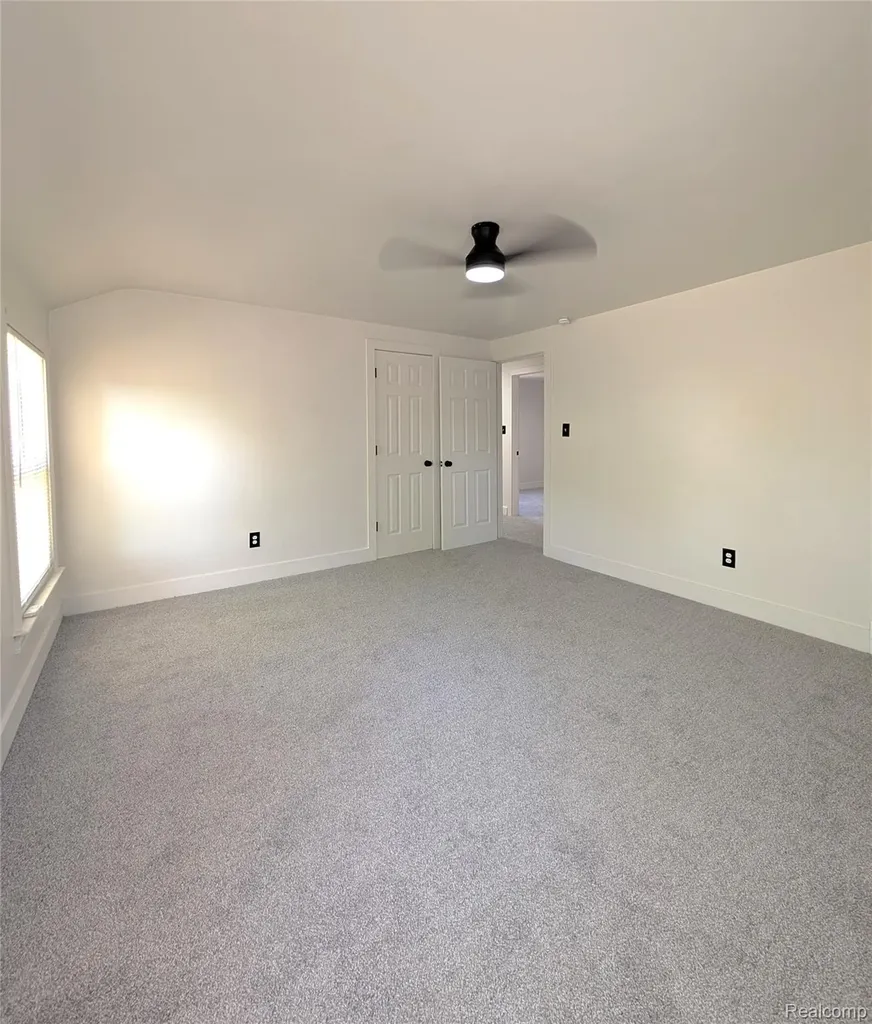 18284 Littlefield Street Detroit City MI 48235
