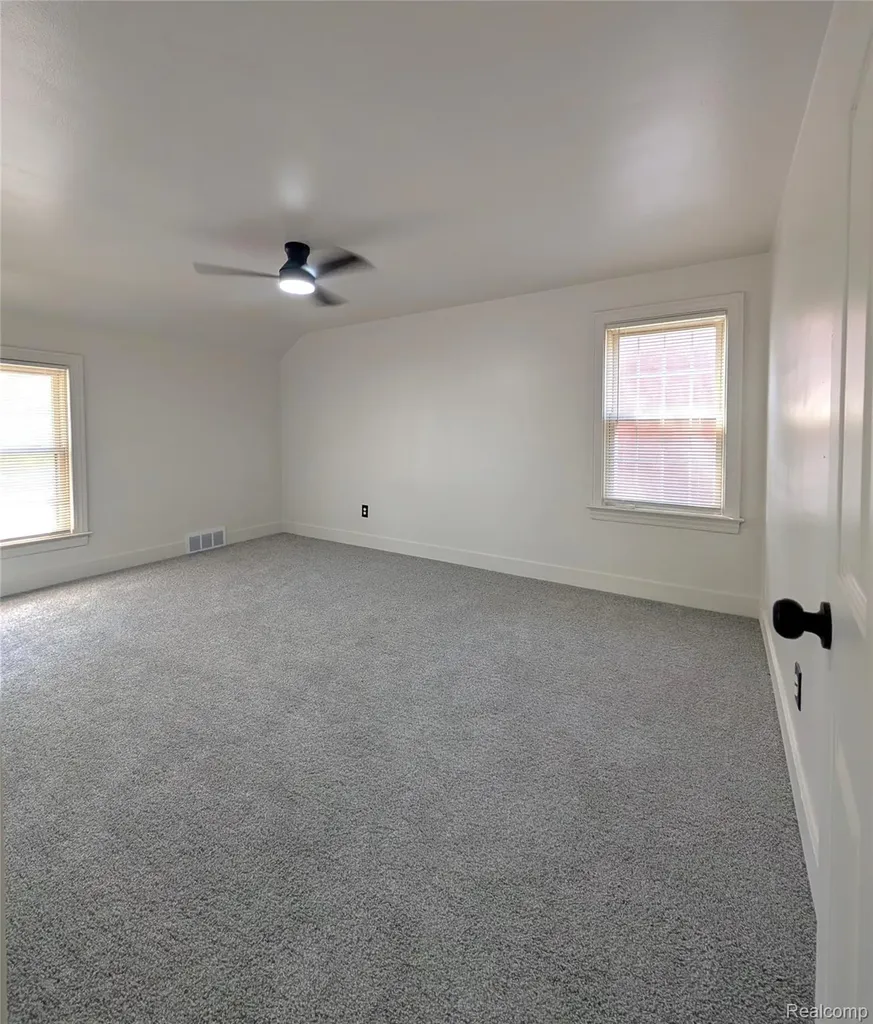 18284 Littlefield Street Detroit City MI 48235