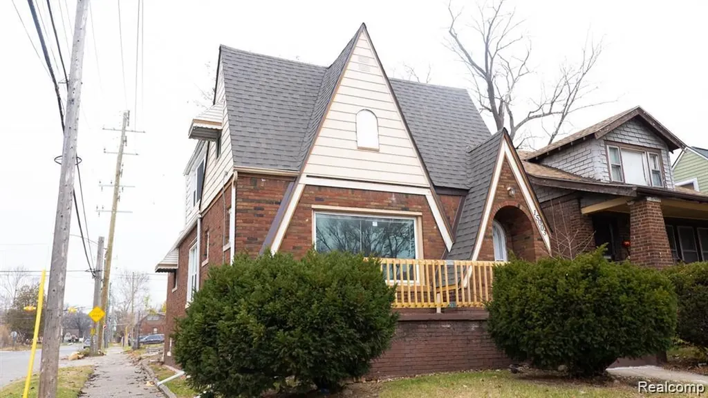 15003 Manor Street Detroit City MI 48238
