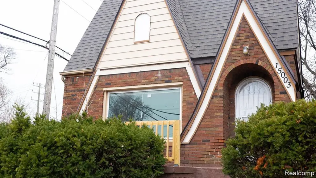 15003 Manor Street Detroit City MI 48238