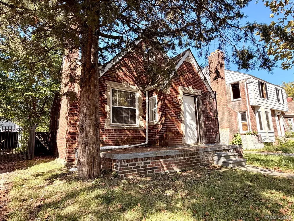 10897 Lakepointe Street Detroit City MI 48224