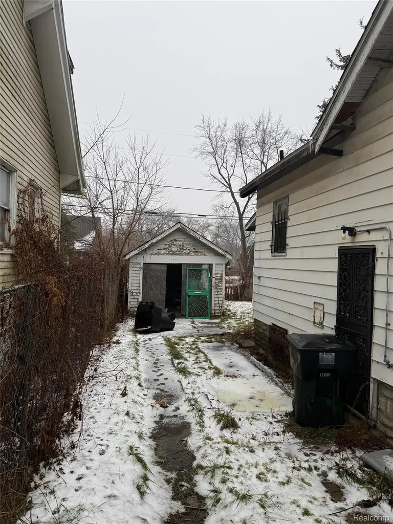 13231 Hubbell Street Detroit City MI 48227