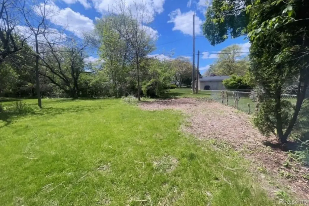 7166 Cottonwood Knoll West Bloomfield Charter Township MI 48322