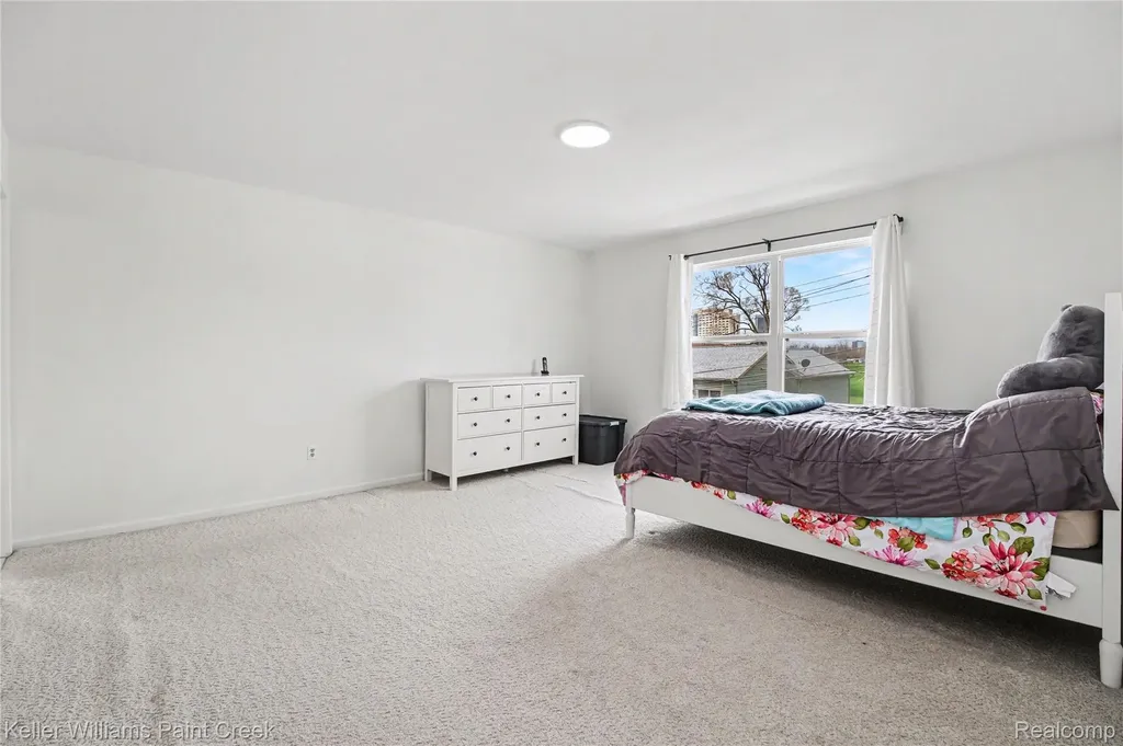 3281 Troy Drive Troy City MI 48083