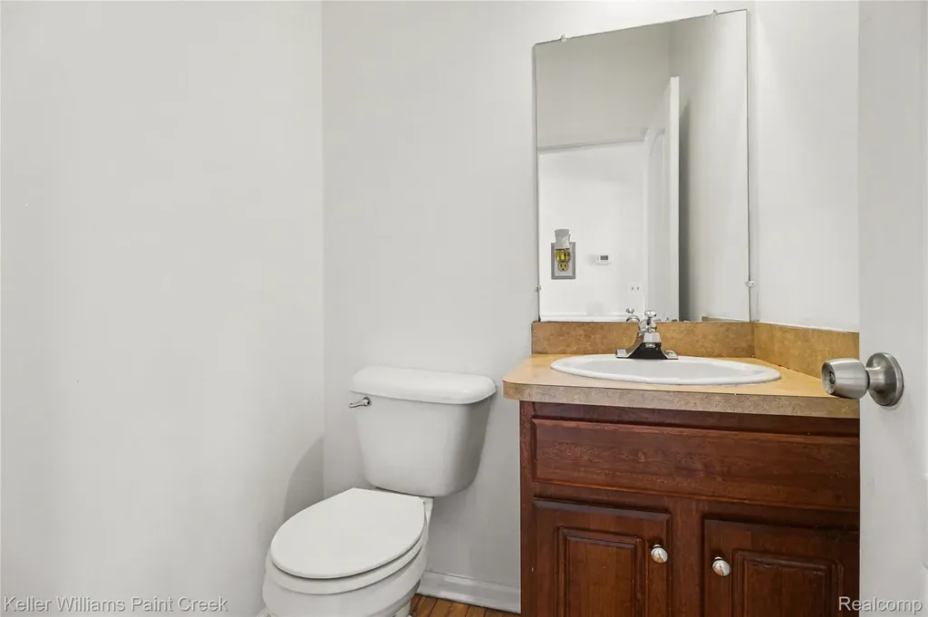 3281 Troy Drive Troy City MI 48083