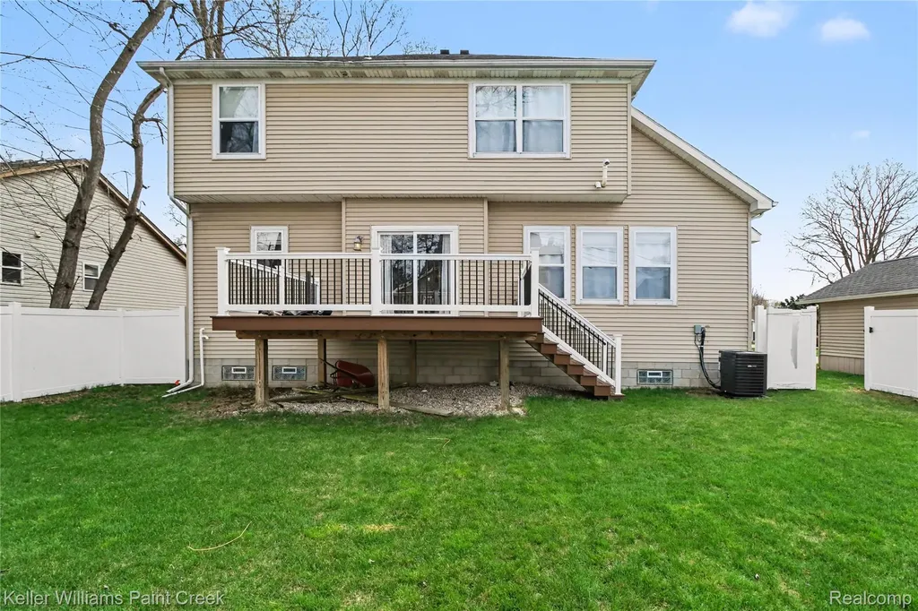 3281 Troy Drive Troy City MI 48083