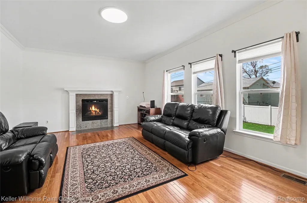 3281 Troy Drive Troy City MI 48083