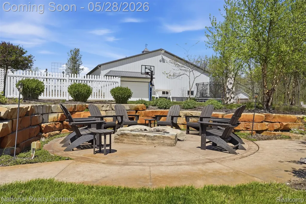 5310 Pontiac Trail Northfield Township MI 48105