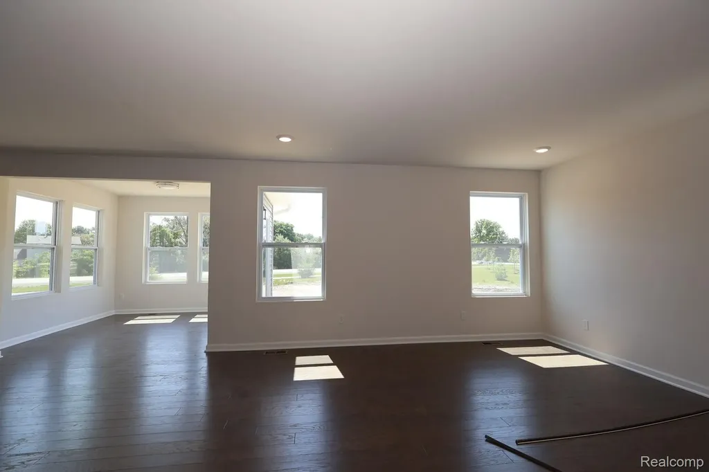 34494 Sandpiper Court Chesterfield Township MI 48047