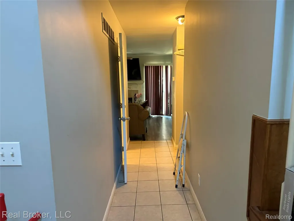 42575 Walnut Street Clinton Charter Township MI 48036