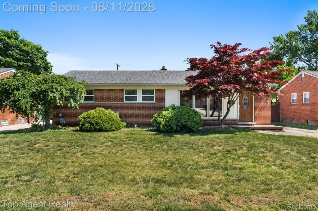 8908 Birkhill Drive Sterling Heights City MI 48314