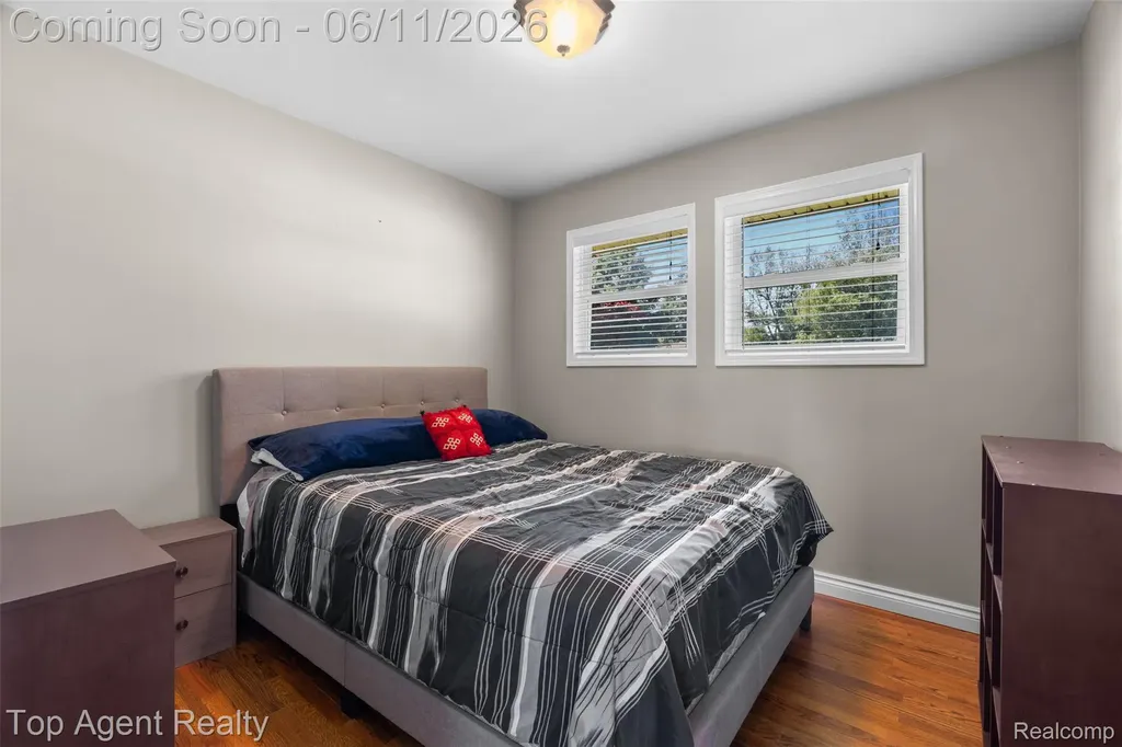 8908 Birkhill Drive Sterling Heights City MI 48314