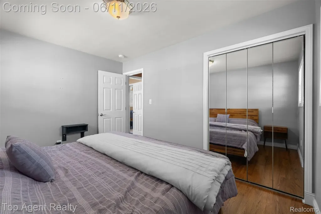 8908 Birkhill Drive Sterling Heights City MI 48314