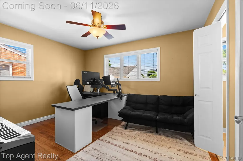 8908 Birkhill Drive Sterling Heights City MI 48314