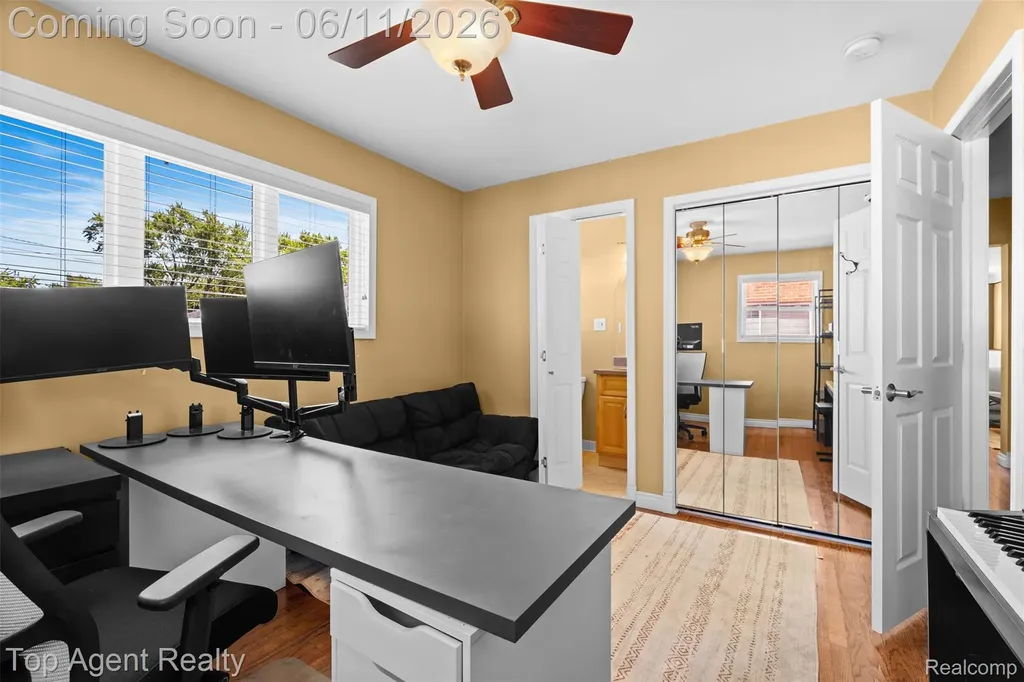 8908 Birkhill Drive Sterling Heights City MI 48314