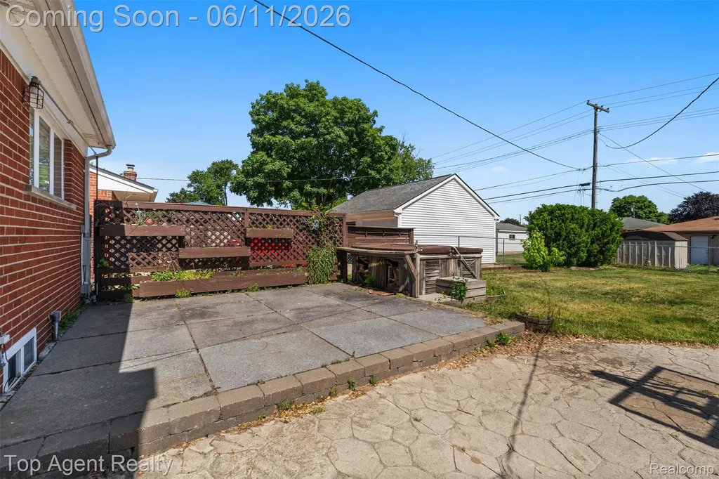 8908 Birkhill Drive Sterling Heights City MI 48314
