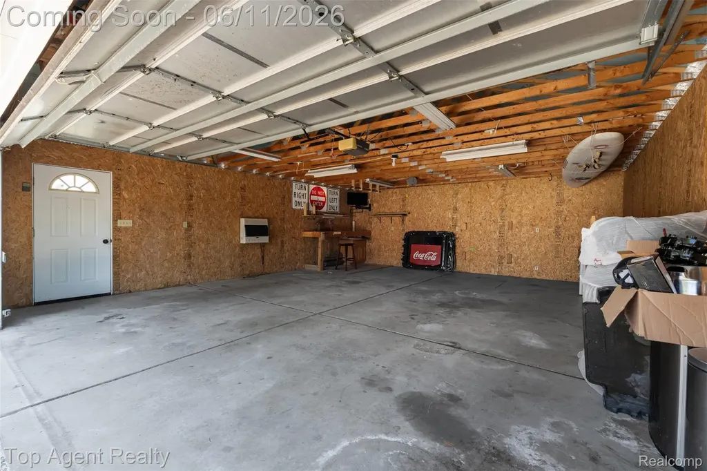 8908 Birkhill Drive Sterling Heights City MI 48314