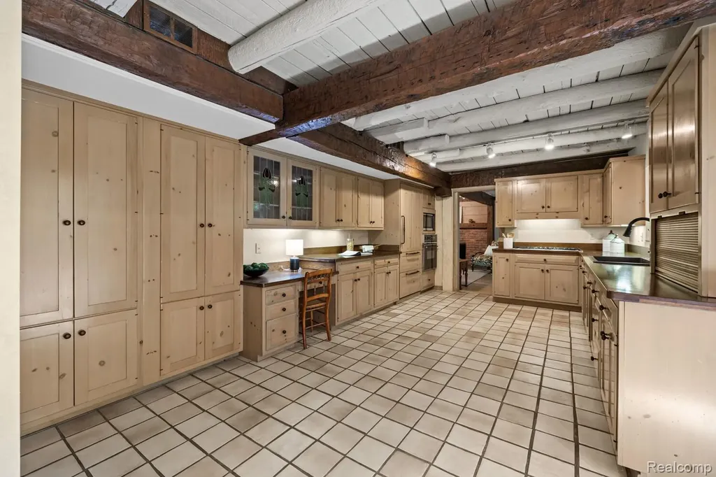 18234 Arselot Drive Northville Township MI 48168