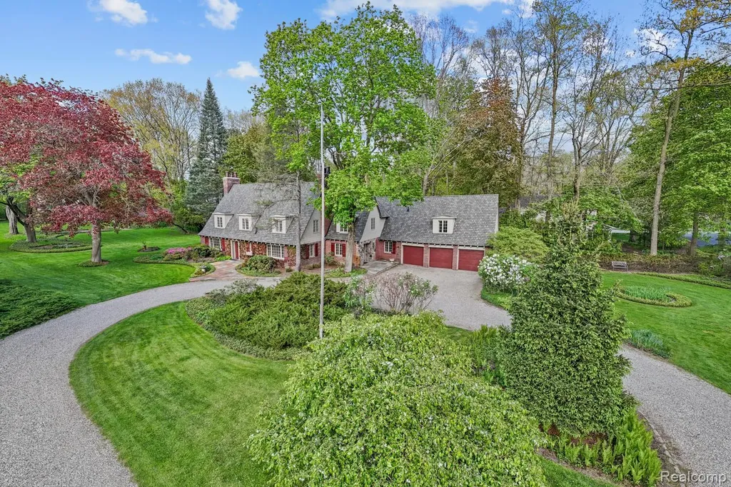 18234 Arselot Drive Northville Township MI 48168