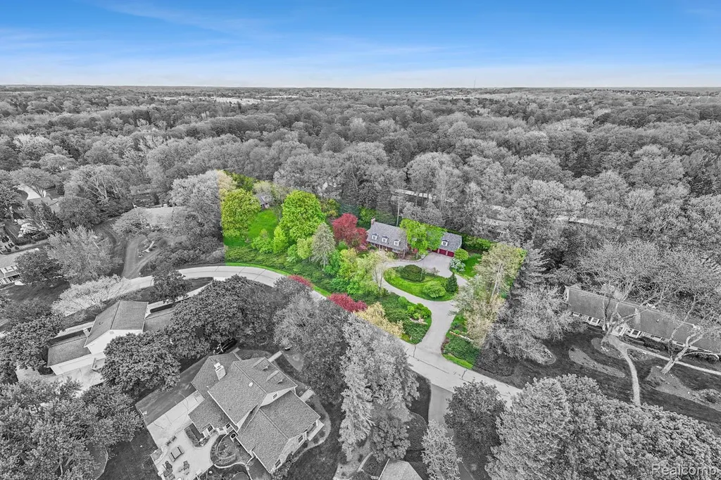 18234 Arselot Drive Northville Township MI 48168