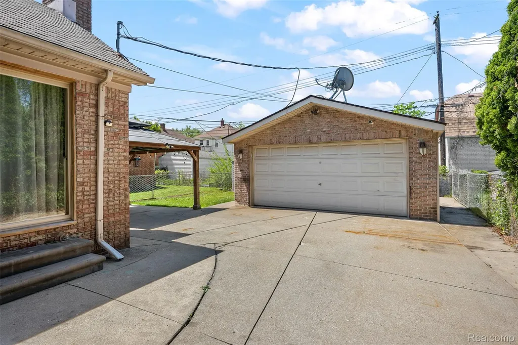 5003 Horger Street Dearborn City MI 48126