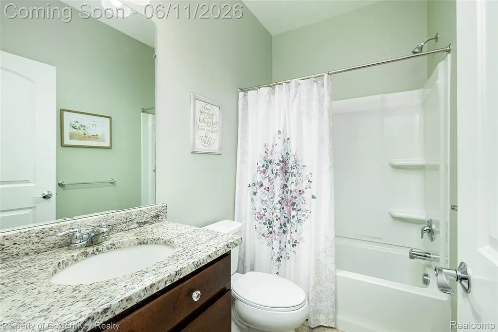 8238 Carston Lane Green Oak Township MI 48116