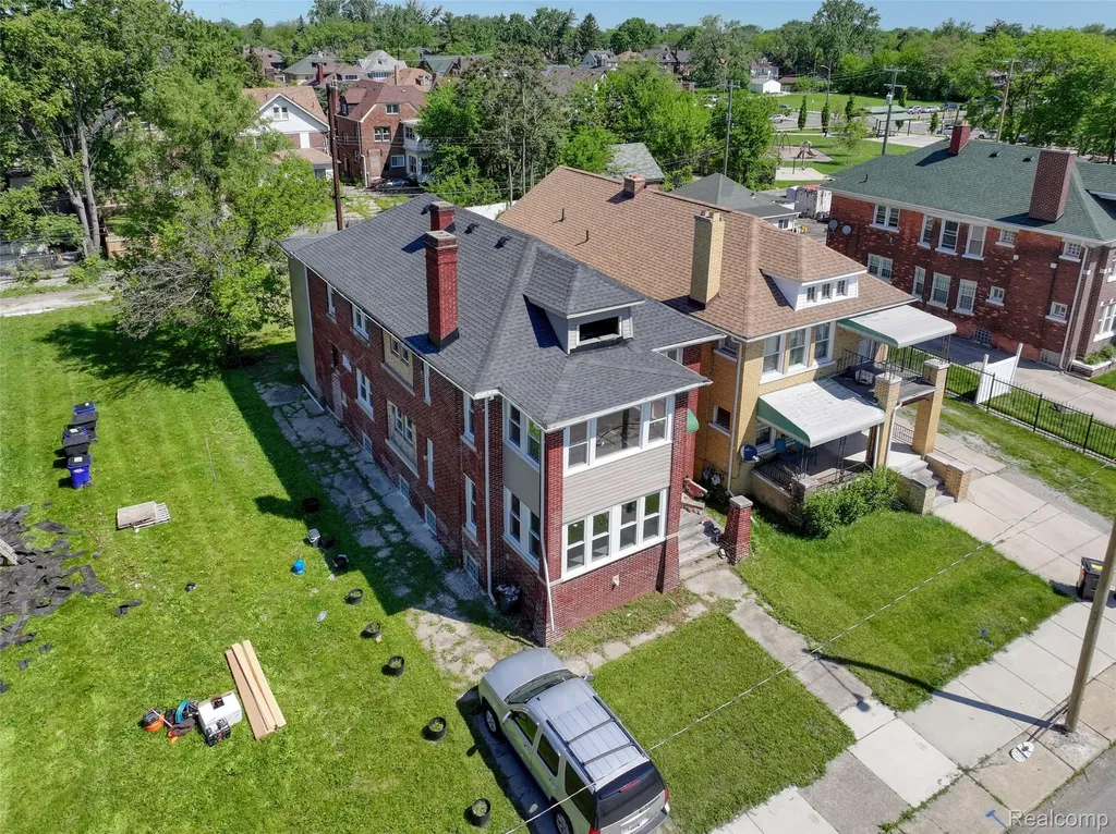 1976 Clairmount Street Detroit City MI 48206