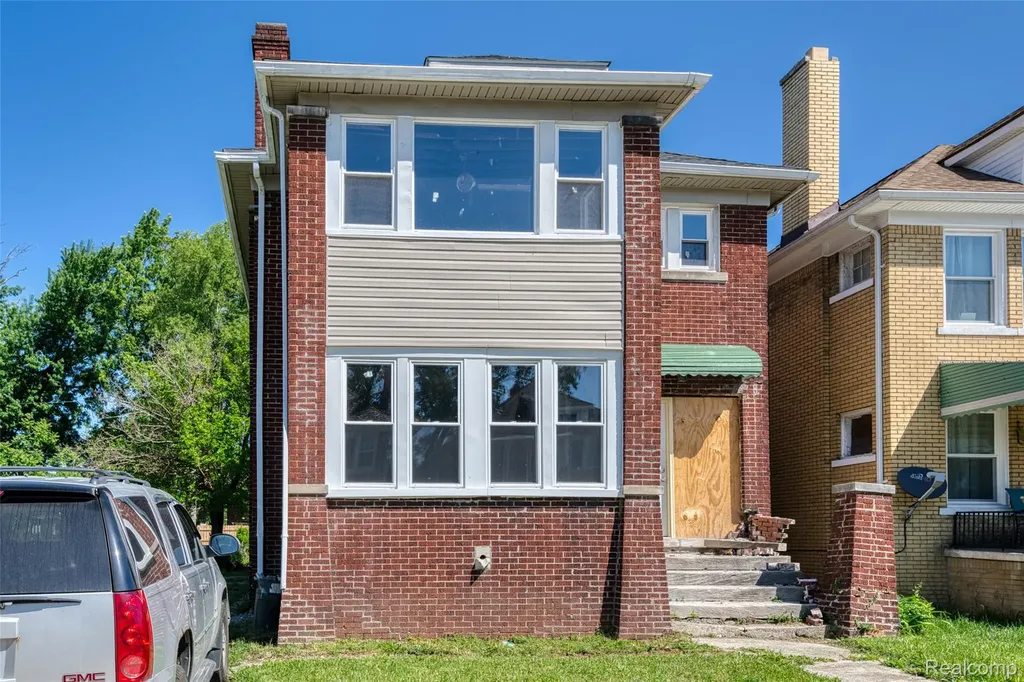 1976 Clairmount Street Detroit City MI 48206