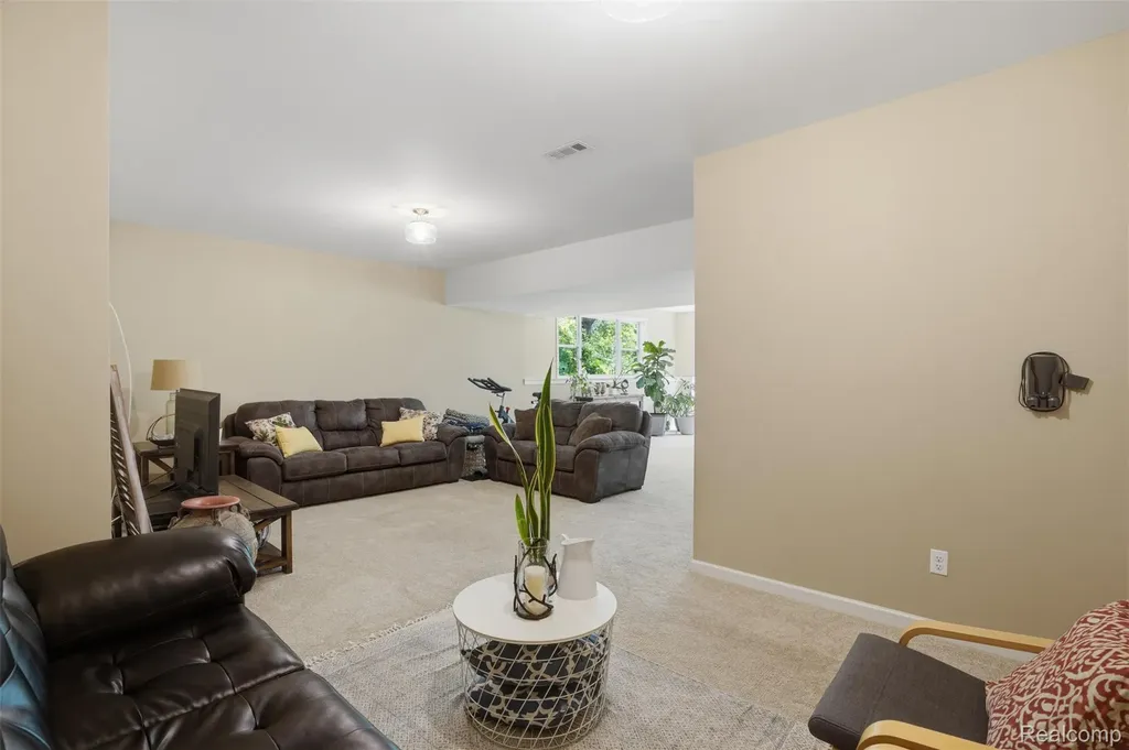 4172 Prairie Rose Drive Marion Township MI 48843