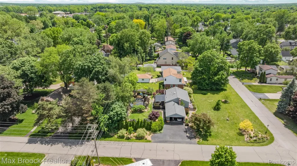 9110 Corinne Street Plymouth Charter Township MI 48170