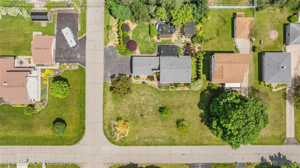 9110 Corinne Street Plymouth Charter Township MI 48170