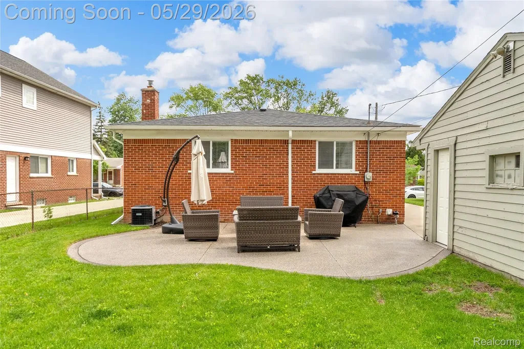 1307 Englewood Avenue Royal Oak City MI 48073