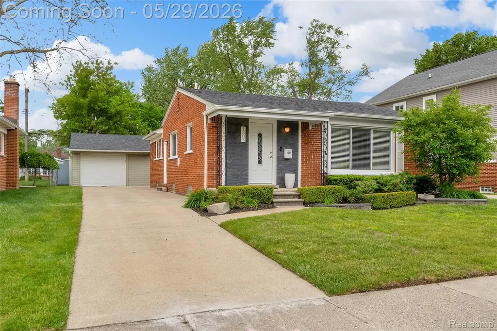 1307 Englewood Avenue Royal Oak City MI 48073