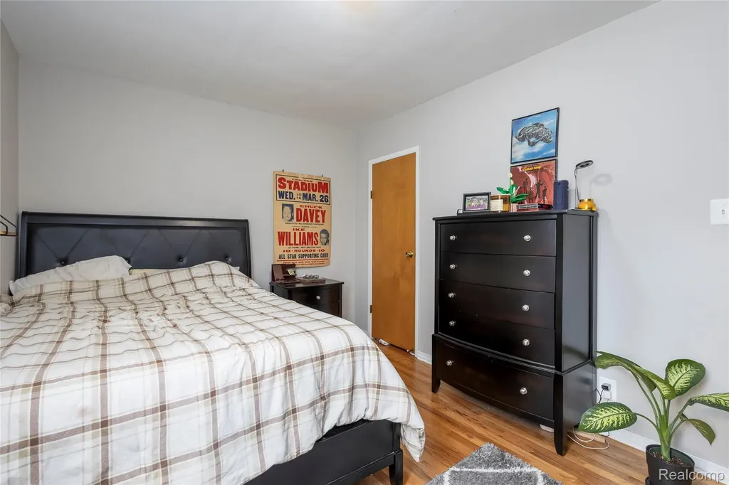 3409 Devon Road Royal Oak City MI 48073