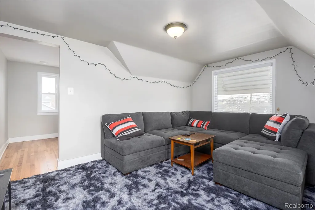 3409 Devon Road Royal Oak City MI 48073