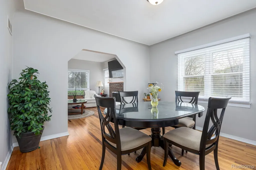 3409 Devon Road Royal Oak City MI 48073