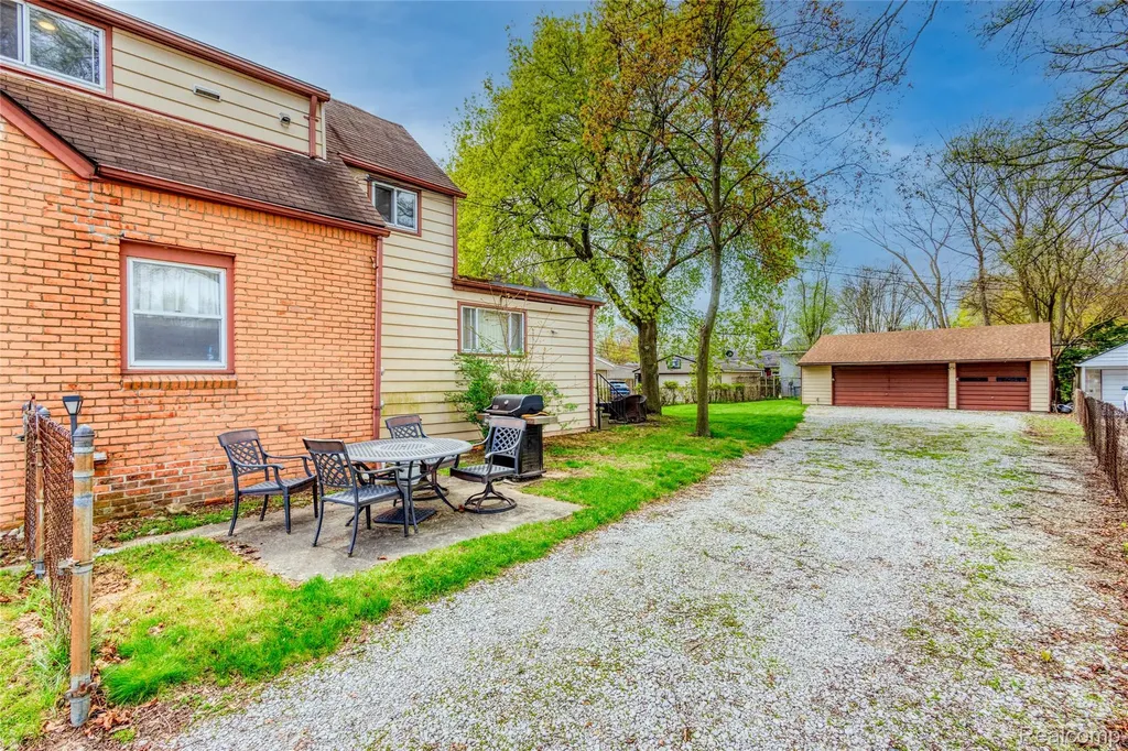3409 Devon Road Royal Oak City MI 48073