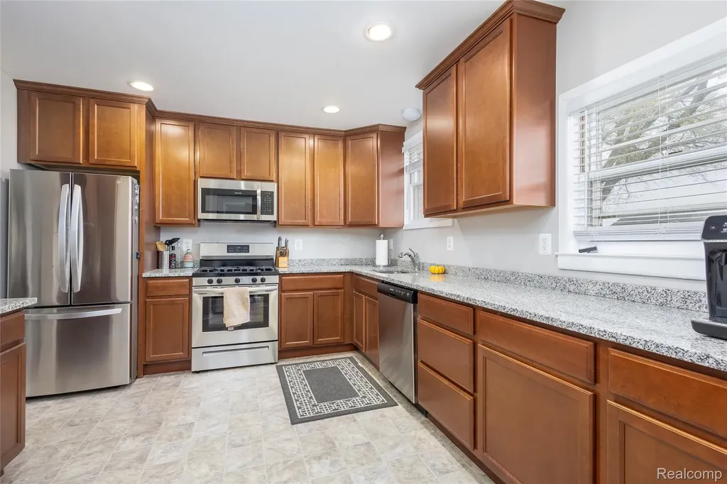 3409 Devon Road Royal Oak City MI 48073