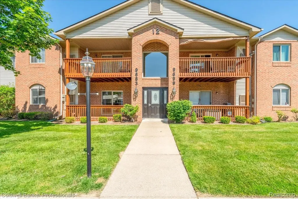9683 Wildflower Court Van Buren Charter Township MI 48111