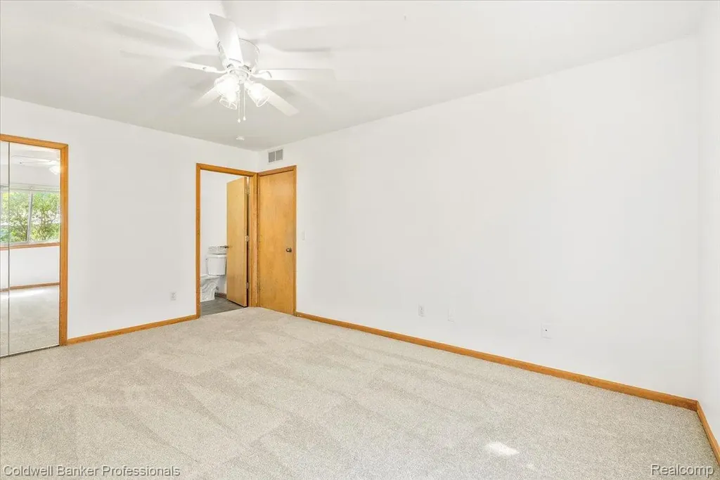 9683 Wildflower Court Van Buren Charter Township MI 48111