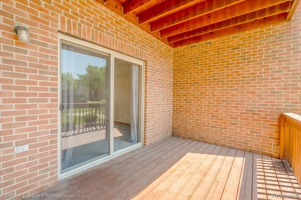 9683 Wildflower Court Van Buren Charter Township MI 48111